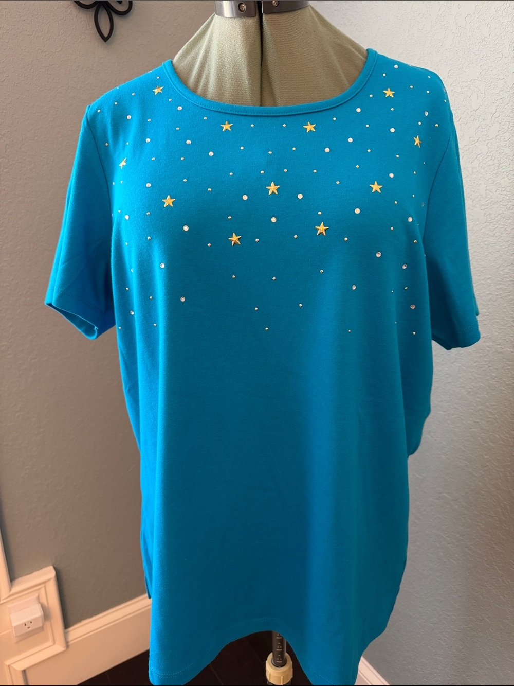 Quacker Factory Turquoise Short Sleeve Tee with Gold Star Studs